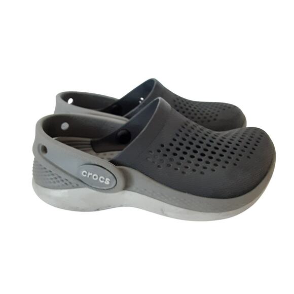 Crocs Literide 360 Clogs Kids 9 Black Slip On Water Shoes Comfort Summer Boys - Picture 3 of 10